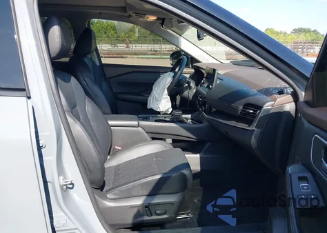 2023 Nissan Rogue Platinum Fwd z USA, uszkodzony, nr VIN JN8BT3DC0PW100360